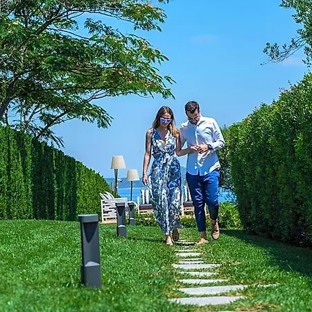 Avaton Luxury - Relais & Chateaux Szálloda